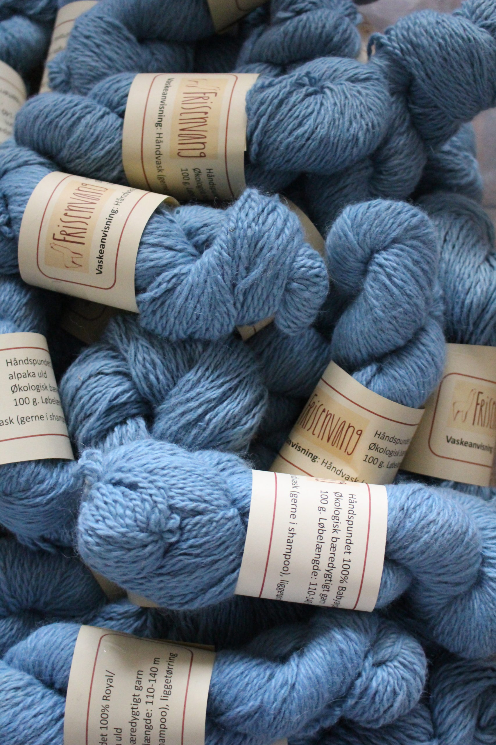 H klegarn H ndspundet Lysebl t Garn Af 100 Royal baby Alpaca