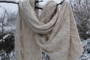 Frisenvang strikkekit til tørklæde med bladmønster, håndspundet 100% Baby/Royal alpaca